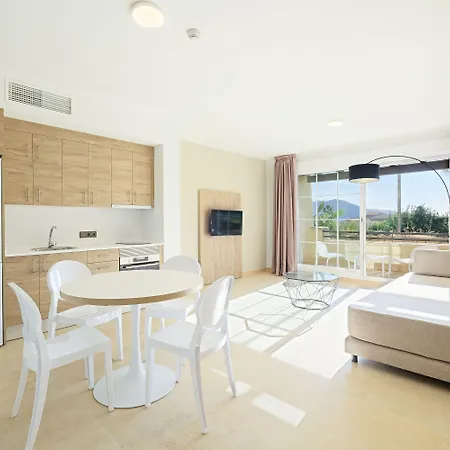 Envia Almeria & Golf Hotel 5*