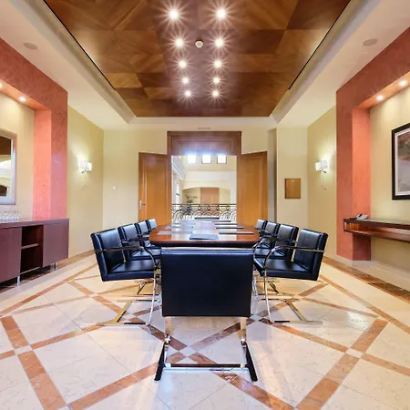 Hotel Envia Almeria & Golf 5*